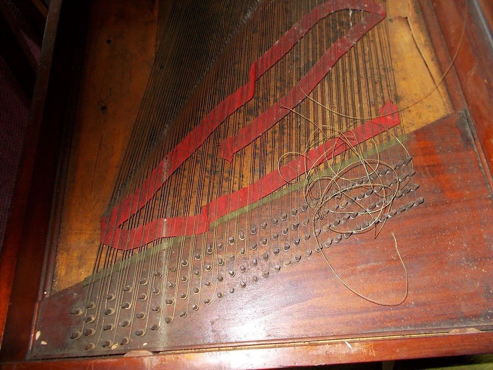 1793 bates square piano needing repair